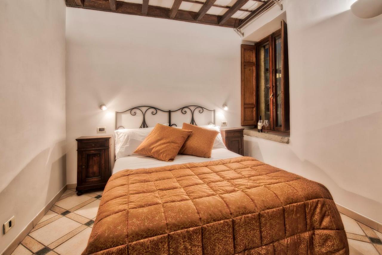 Cozy Navona Apartment โรม ภายนอก รูปภาพ
